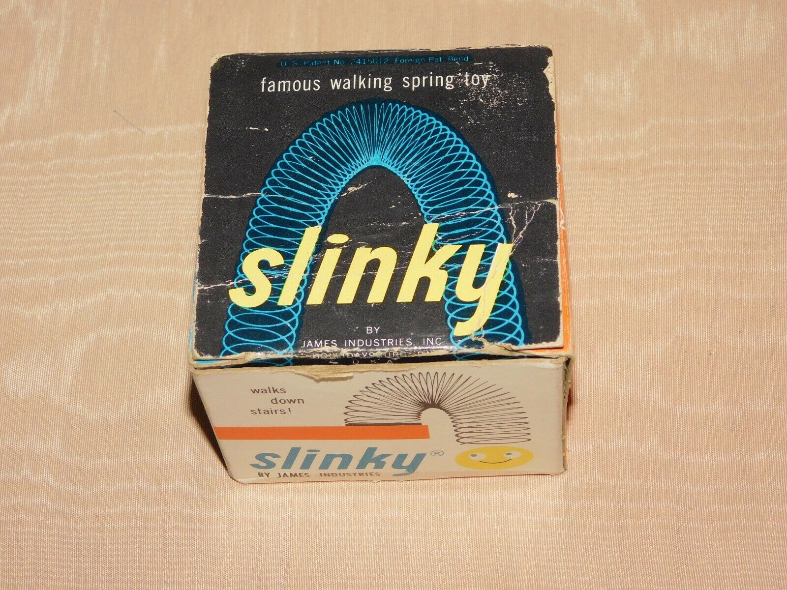 VINTAGE PAT PENDING TOY JAMES INDUSTRIES USA COPPER SLINKY IN BOX