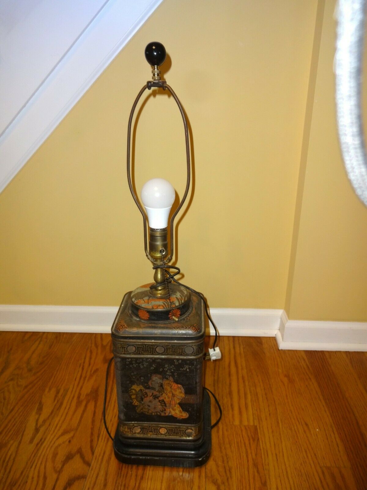 Antique Chinese Tea Tin Lamp 30