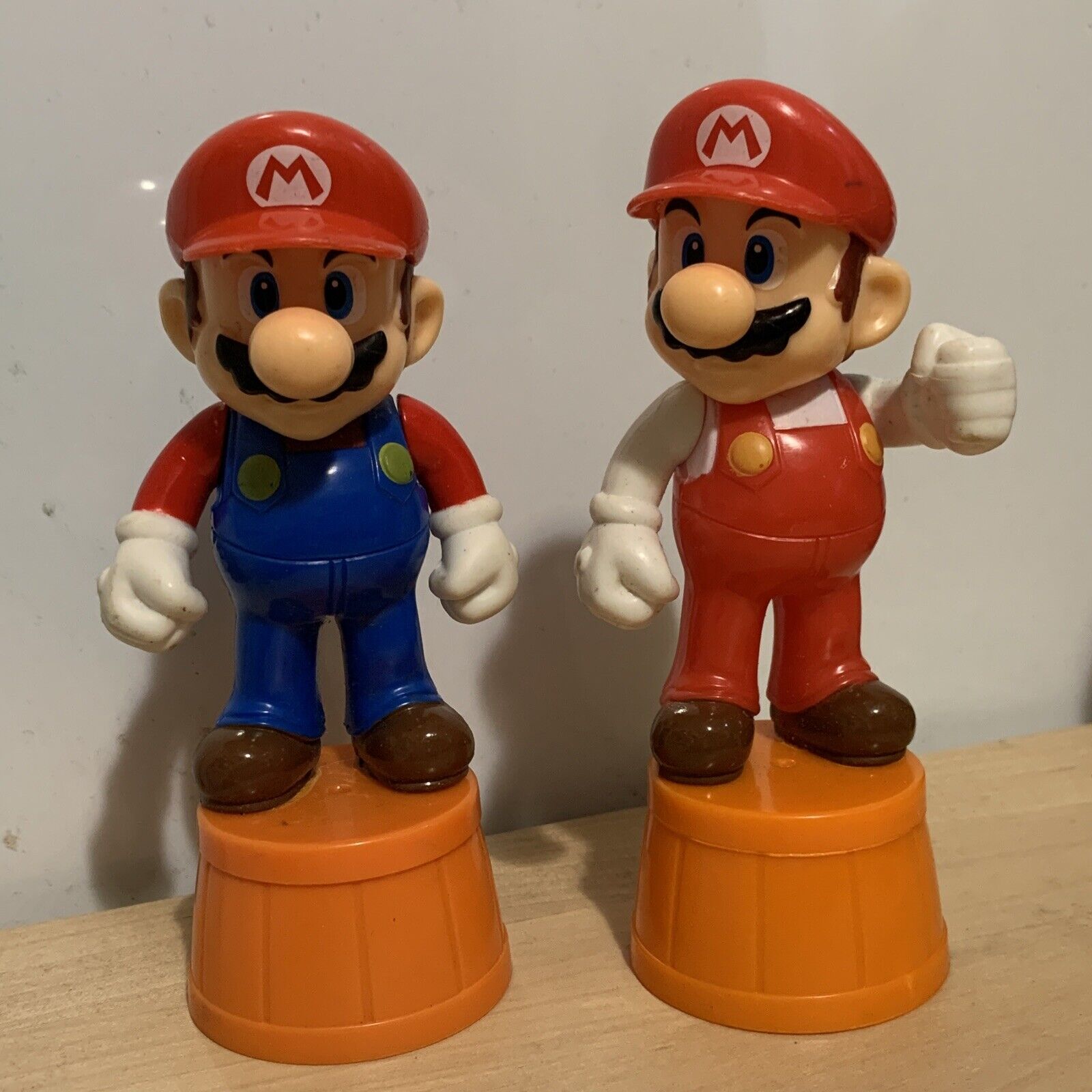 Au'some Super Mario Bros Figure Top Of Barrel Candy Container 4.5” Lot Of 2