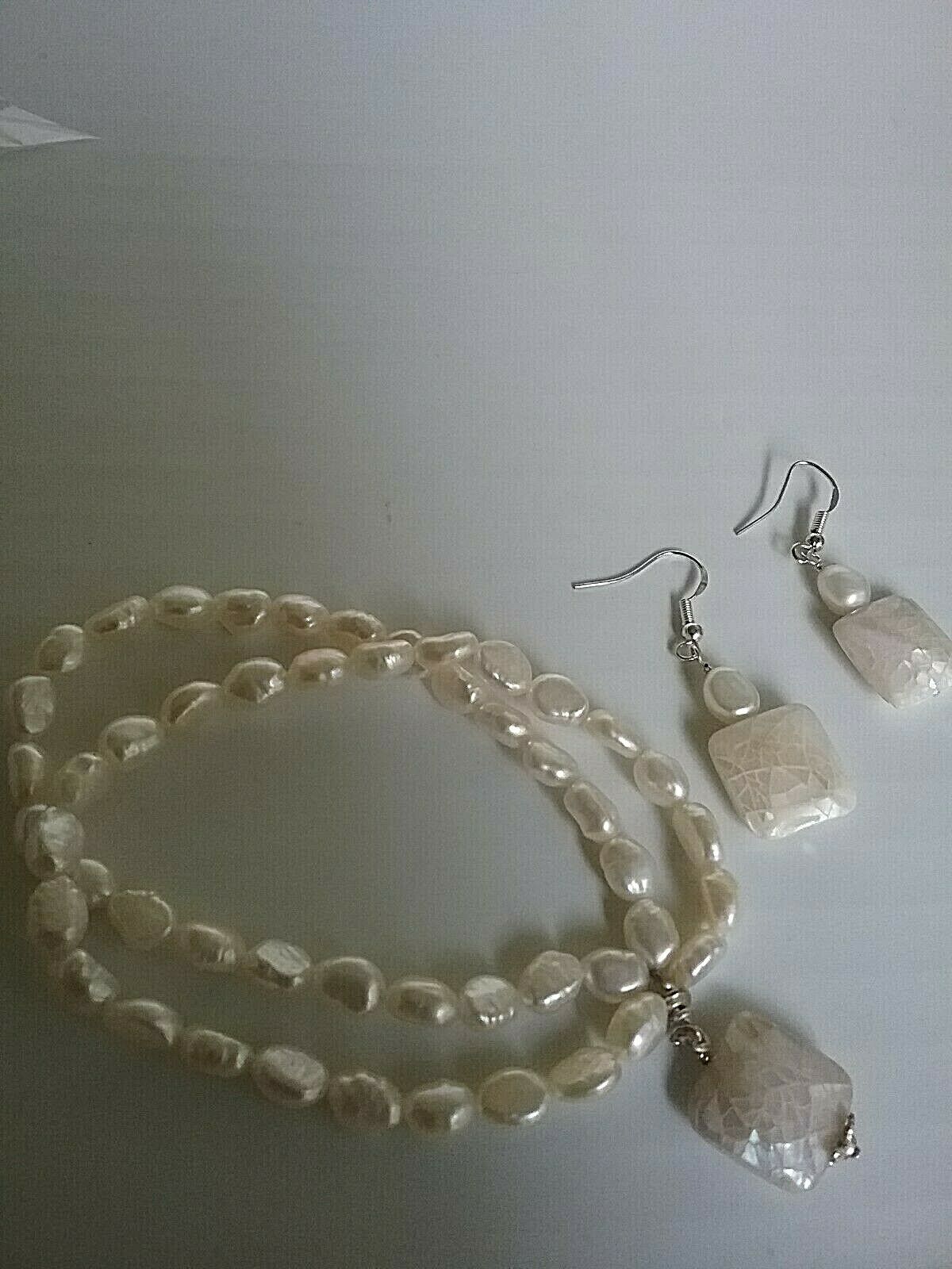 Genuine Fresh Water Pearl Set Of Bracelet And Earrings In Silver